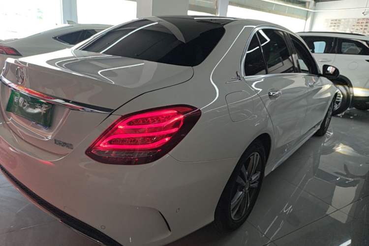 Used Mercedes-Benz C-Class 2016 C 200 L Sport Edition Rear Right 45 Deg