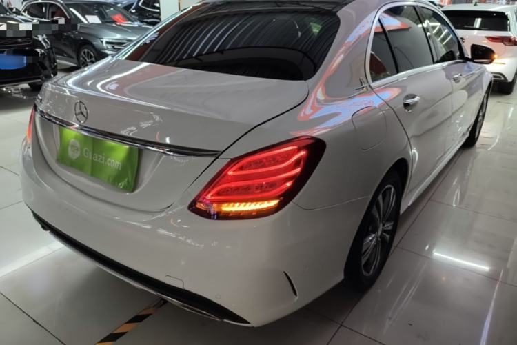Used Mercedes-Benz C-Class 2016 C 200 L Sport Edition Rear Right 45 Deg