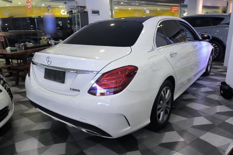 Used Mercedes-Benz C-Class 2016 C 200 L Sport Edition Rear Right 45 Deg