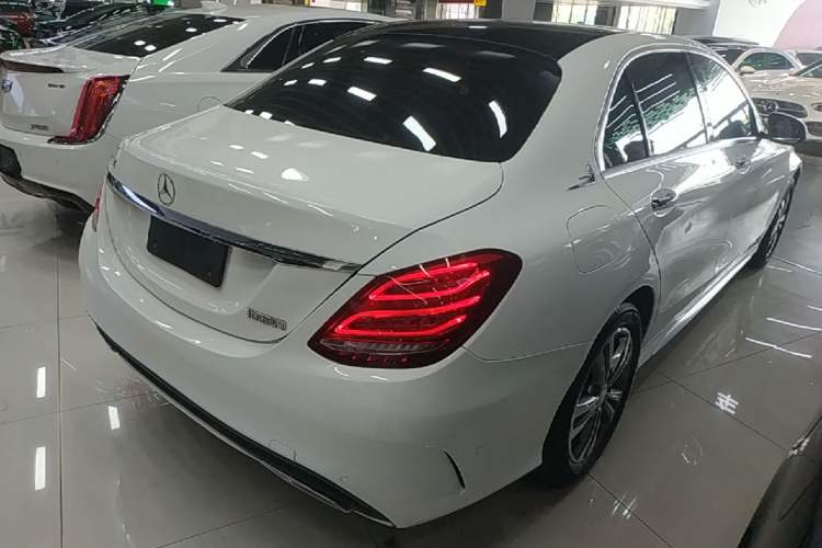 Used Mercedes-Benz C-Class 2016 C 200 L Sport Edition Rear Right 45 Deg