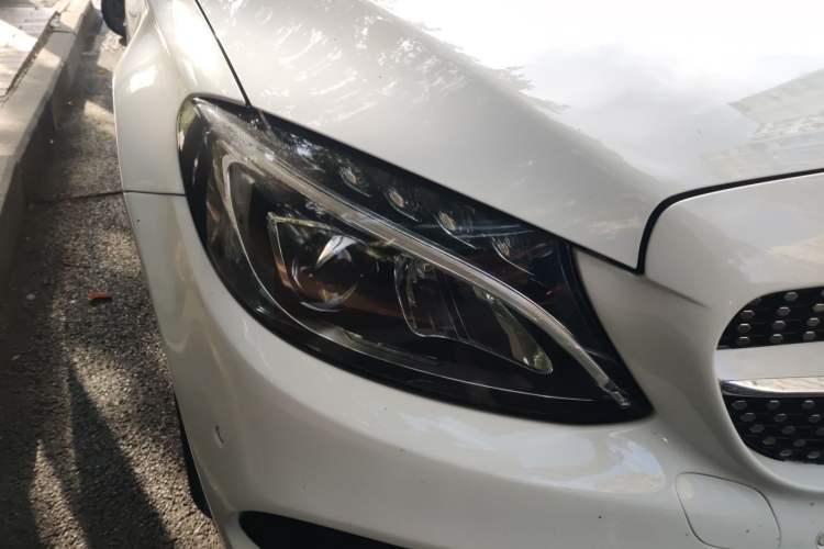 Used Mercedes-Benz C-Class 2016 C 200 L Sport Edition Right Front Headlight