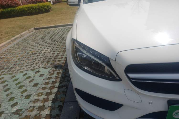 Used Mercedes-Benz C-Class 2016 C 200 L Sport Edition Right Front Headlight