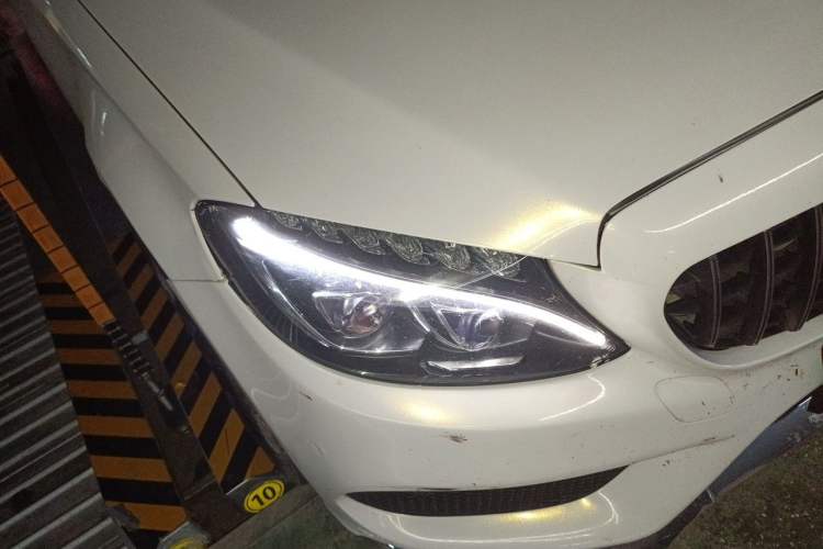 Used Mercedes-Benz C-Class 2016 C 200 L 4MATIC Sport Edition Right Front Headlight