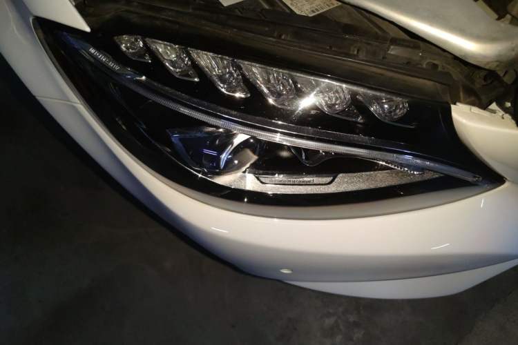 Used Mercedes-Benz C-Class 2016 C 180 L Right Front Headlight
