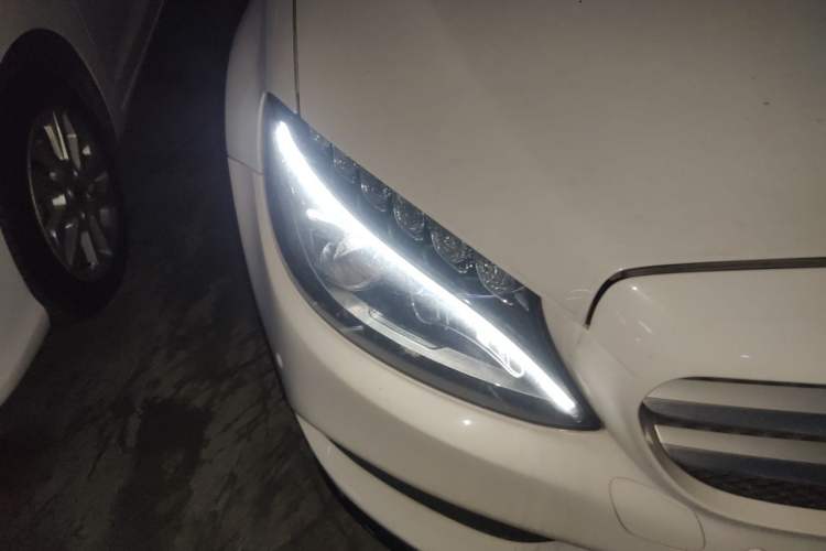 Used Mercedes-Benz C-Class 2016 C 200 Sport Edition Right Front Headlight