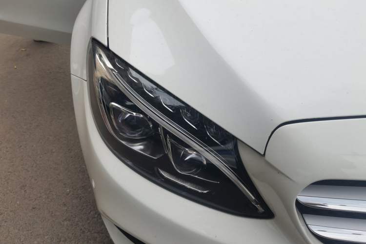 Used Mercedes-Benz C-Class 2016 C 200 L 4MATIC Sport Edition Right Front Headlight