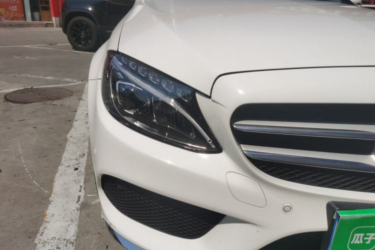Used Mercedes-Benz C-Class 2016 C 200 L Sport Edition Right Front Headlight