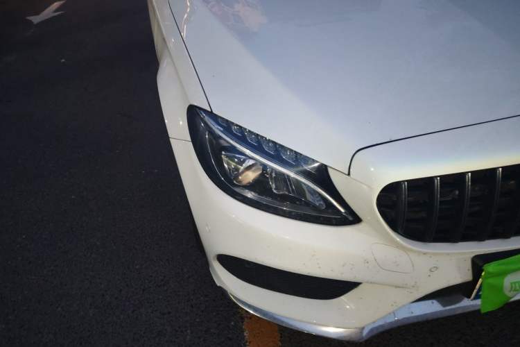 Used Mercedes-Benz C-Class 2016 C 200 L Sport Edition Right Front Headlight
