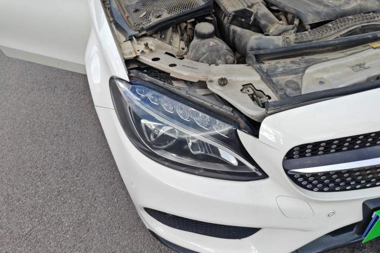 Used Mercedes-Benz C-Class 2016 C 200 Sport Edition Right Front Headlight