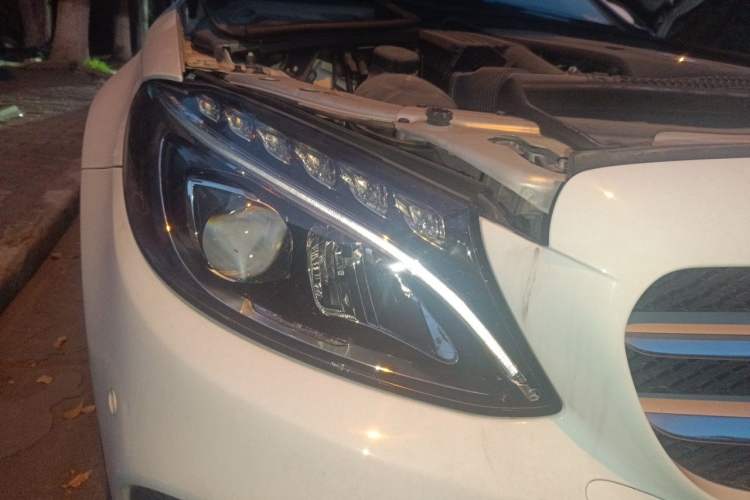 Used Mercedes-Benz C-Class 2016 C 200 L Sport Edition Right Front Headlight