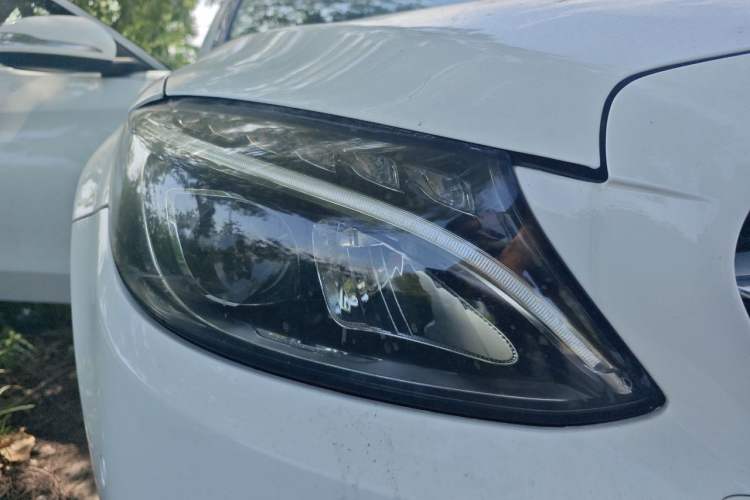 Used Mercedes-Benz C-Class 2016 C 200 L Sport Edition Right Front Headlight
