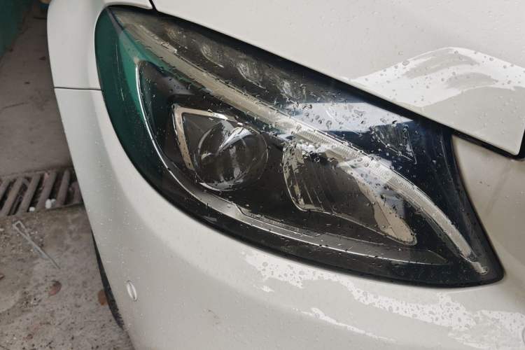 Used Mercedes-Benz C-Class 2016 C 180 Estate Right Front Headlight