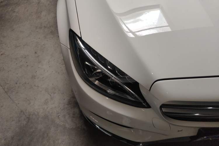 Used Mercedes-Benz C-Class 2016 C 200 L Sport Edition Right Front Headlight