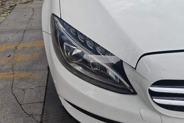 Used Mercedes-Benz C-Class 2016 C 200 Sport Edition Right Front Headlight