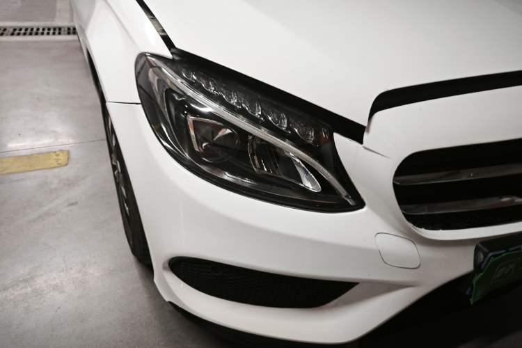 Used Mercedes-Benz C-Class 2016 C 200 Sport Edition Right Front Headlight