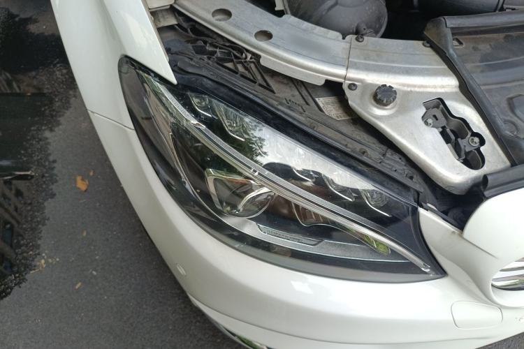 Used Mercedes-Benz C-Class 2016 C 200 L Sport Edition Right Front Headlight
