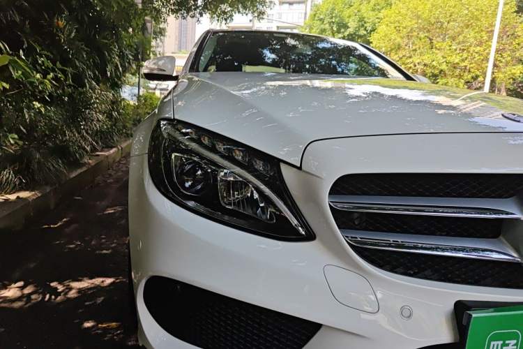 Used Mercedes-Benz C-Class 2016 C 180 L Sport Edition Right Front Headlight