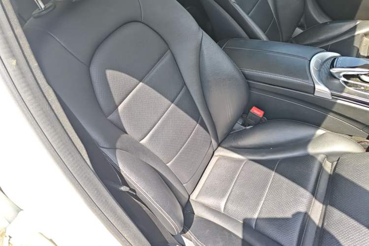 Used Mercedes-Benz C-Class 2016 C 200 L Sport Edition Right Front Seat