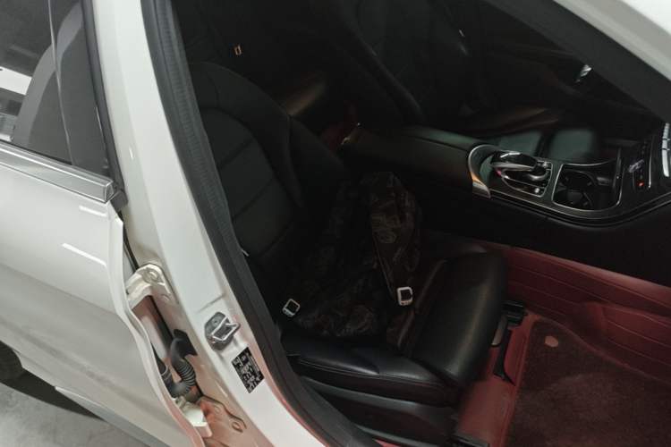 Used Mercedes-Benz C-Class 2016 C 200 L Sport Edition Right Front Seat