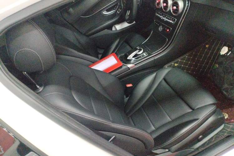 Used Mercedes-Benz C-Class 2016 C 180 Estate Right Front Seat