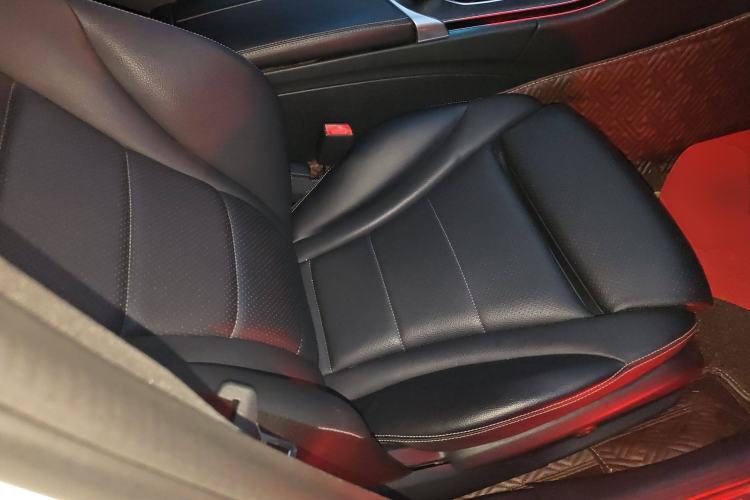 Used Mercedes-Benz C-Class 2016 C 200 L Sport Edition Right Front Seat