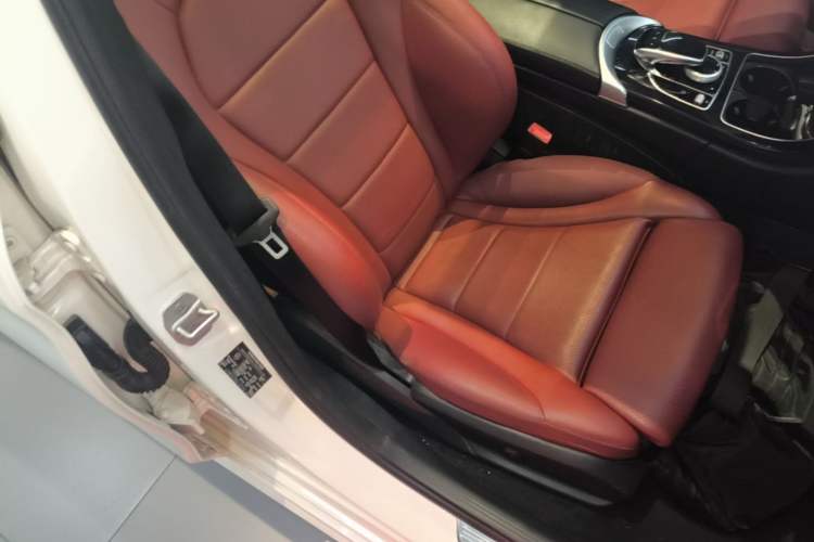 Used Mercedes-Benz C-Class 2016 C 200 Sport Edition Right Front Seat