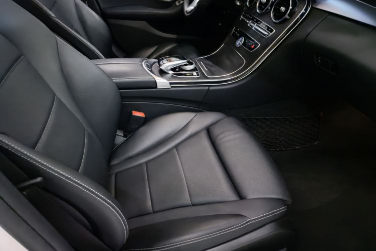 Used Mercedes-Benz C-Class 2016 C 180 L Sport Edition Right Front Seat