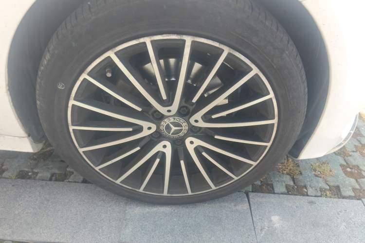 Used Mercedes-Benz C-Class 2016 C 200 L Sport Edition Right Front Wheel Hub