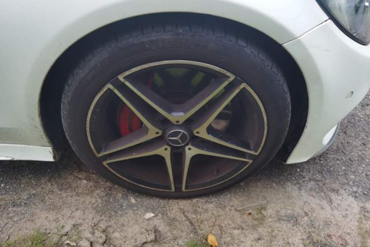 Used Mercedes-Benz C-Class 2016 C 200 Coupe Right Front Wheel Hub