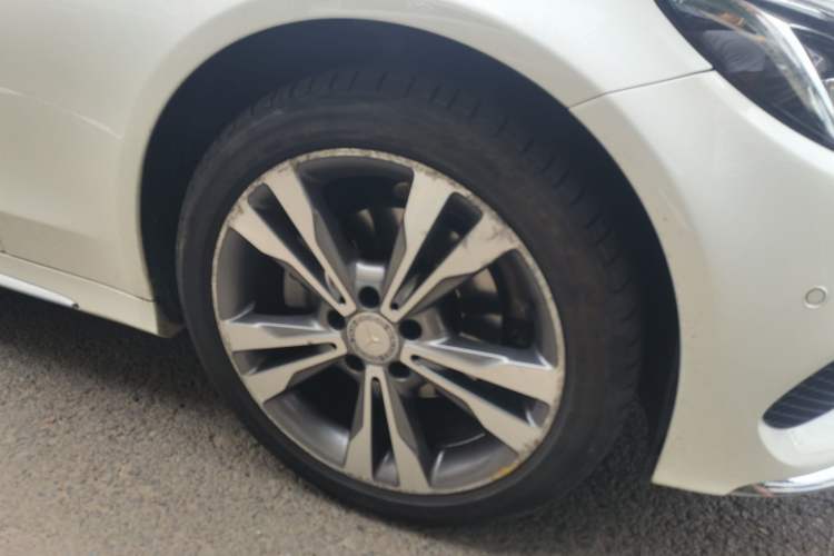 Used Mercedes-Benz C-Class 2016 C 200 L 4MATIC Sport Edition Right Front Wheel Hub
