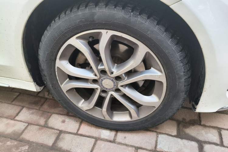 Used Mercedes-Benz C-Class 2016 C 180 L Right Front Wheel Hub