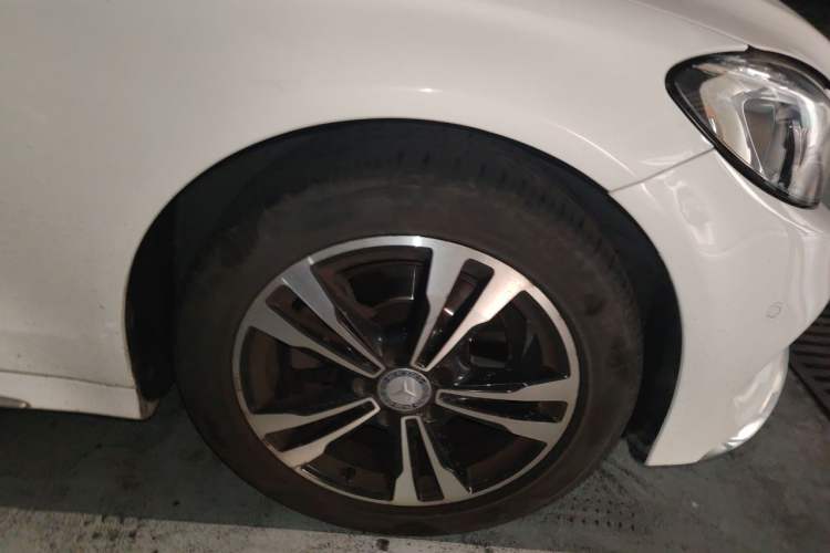 Used Mercedes-Benz C-Class 2016 C 200 L Sport Edition Right Front Wheel Hub