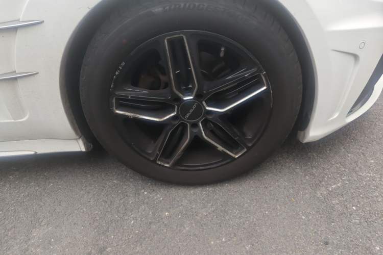 Used Mercedes-Benz C-Class 2016 C 200 L Sport Edition Right Front Wheel Hub