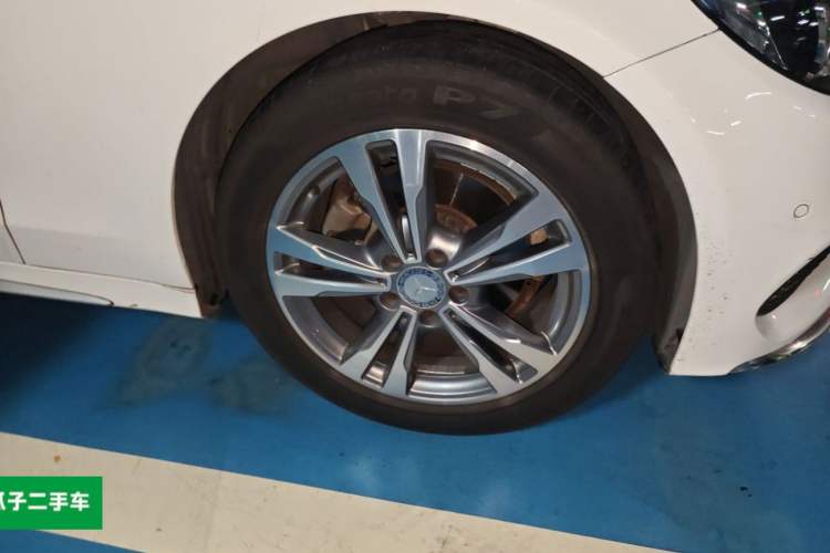 Used Mercedes-Benz C-Class 2016 C 200 L Sport Edition Right Front Wheel Hub
