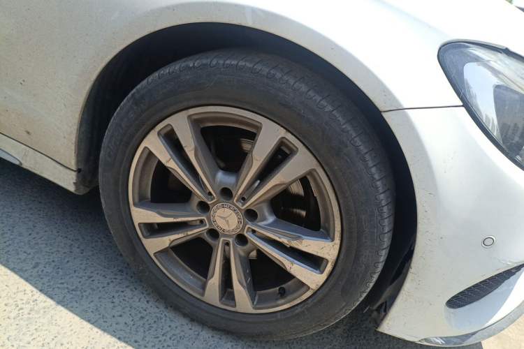 Used Mercedes-Benz C-Class 2016 C 200 L Sport Edition Right Front Wheel Hub