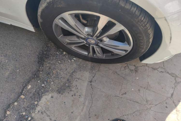 Used Mercedes-Benz C-Class 2016 C 200 L Sport Edition Right Front Wheel Hub