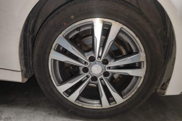 Used Mercedes-Benz C-Class 2016 C 200 L Sport Edition Right Front Wheel Hub