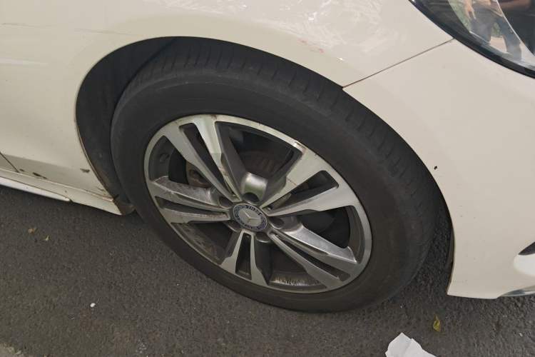 Used Mercedes-Benz C-Class 2016 C 200 L Sport Edition Right Front Wheel Hub