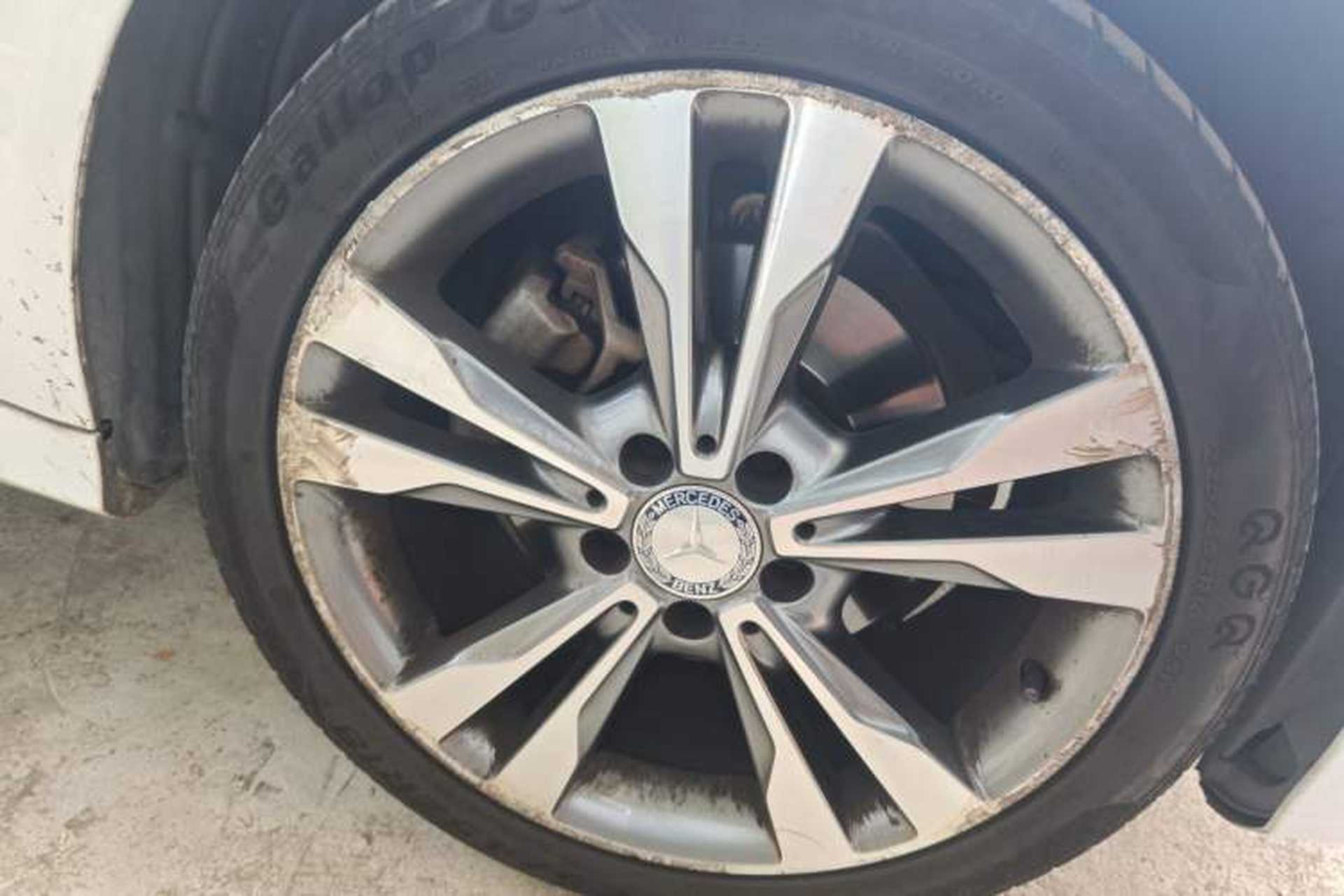 Used Mercedes-Benz C-Class 2016 C 200 L 4MATIC Sport Edition Right Front Wheel Hub