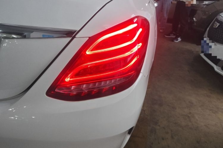 Used Mercedes-Benz C-Class 2016 C 200 L Sport Edition Right Rear Taillight
