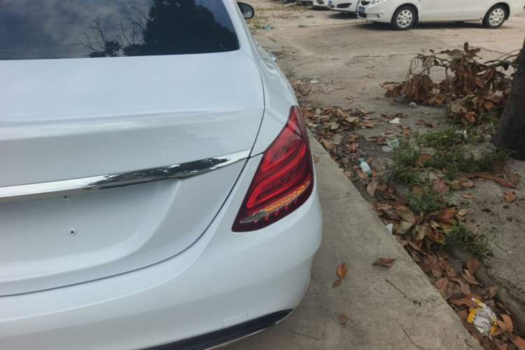 Used Mercedes-Benz C-Class 2016 C 200 L Sport Edition Right Rear Taillight