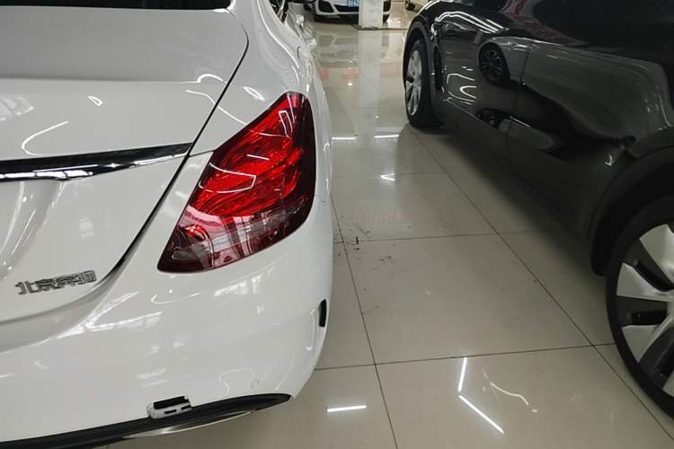 Used Mercedes-Benz C-Class 2016 C 200 Sport Edition Right Rear Taillight