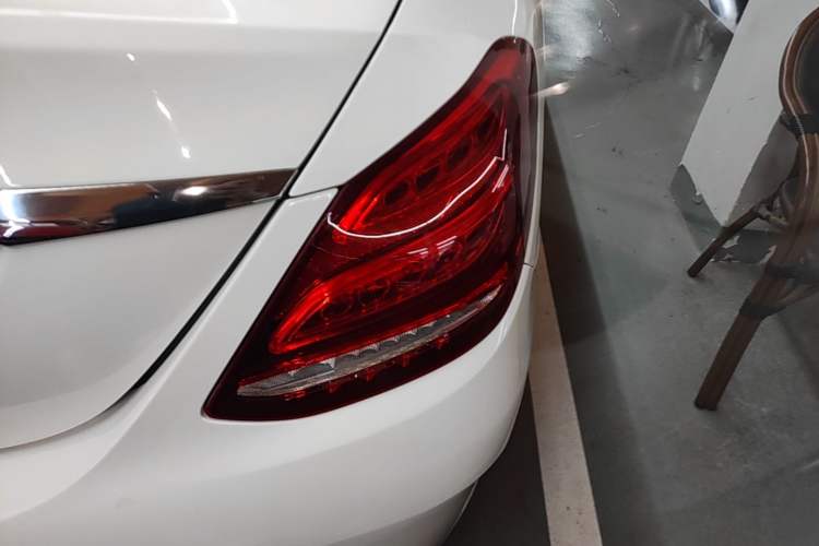 Used Mercedes-Benz C-Class 2016 C 200 L Sport Edition Right Rear Taillight