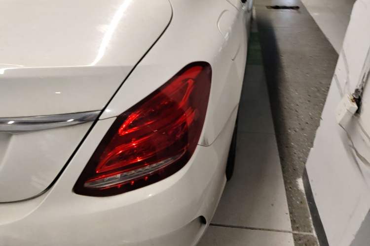 Used Mercedes-Benz C-Class 2016 C 180 L Sport Edition Right Rear Taillight