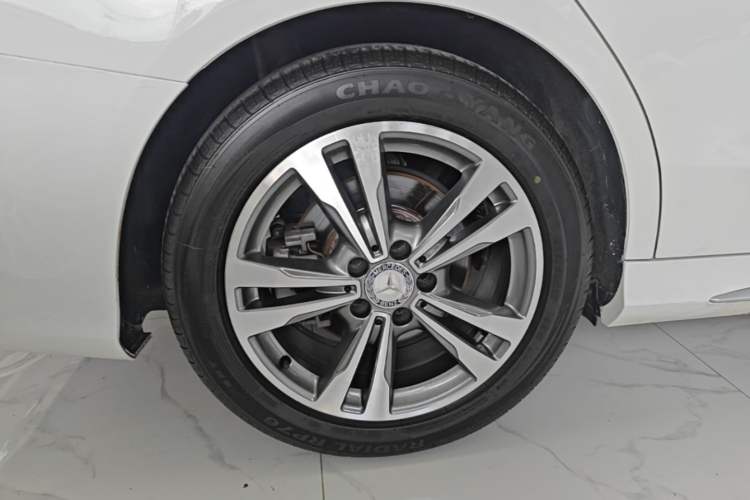 Used Mercedes-Benz C-Class 2016 C 200 L Sport Edition Right Rear Wheel Hub
