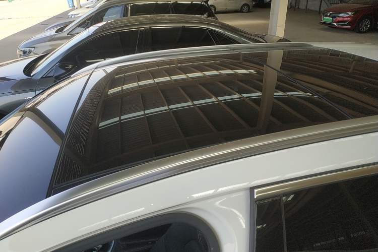 Used Mercedes-Benz C-Class 2016 C 180 Estate Roof