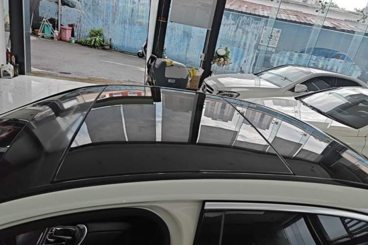 Used Mercedes-Benz C-Class 2016 C 200 L Sport Edition Roof