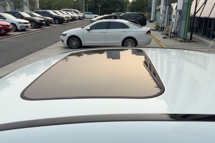 Used Mercedes-Benz C-Class 2016 C 200 Sport Edition Roof
