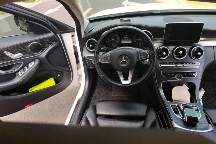 Used Mercedes-Benz C-Class 2016 C 180 L Sport Edition Steering Wheel