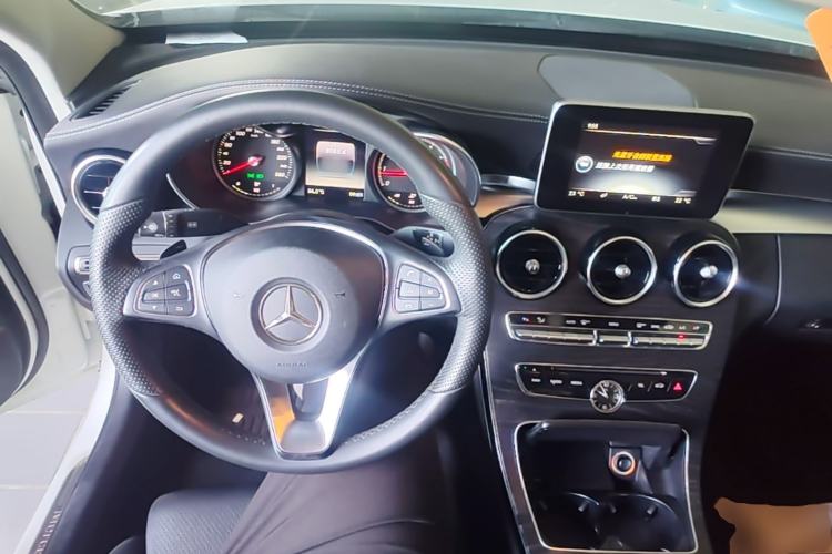 Used Mercedes-Benz C-Class 2016 C 180 L Sport Edition Steering Wheel